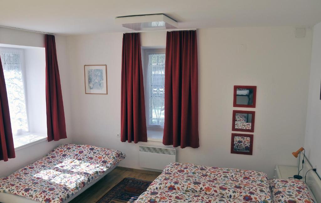 Defanti Otel Lavorgo Oda fotoğraf
